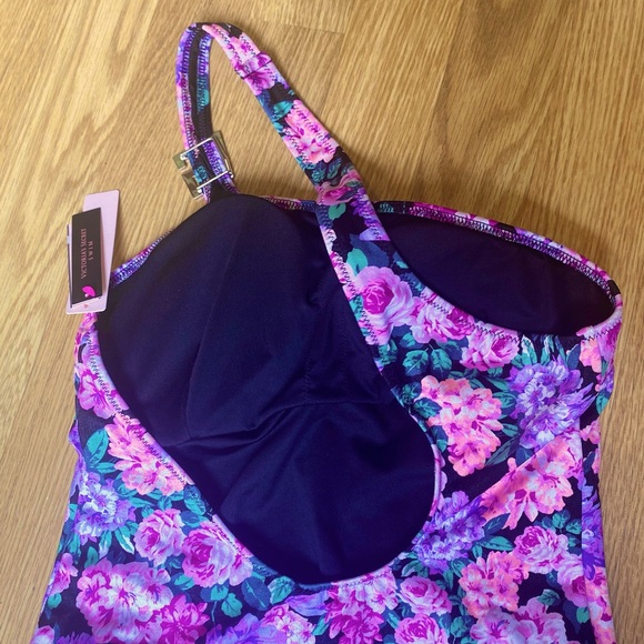 Victoria’s Secret VS Bling 1 piece swimsuit size small NWT - Picture 13 of 15